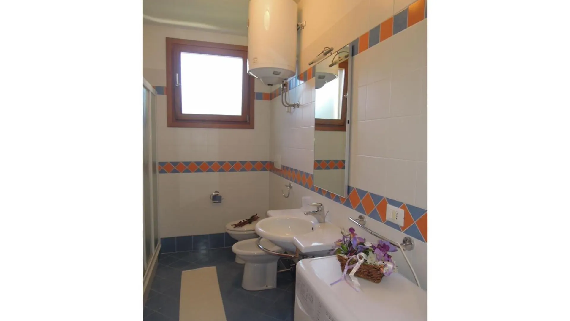 Charming Three Room Apartment Bibione