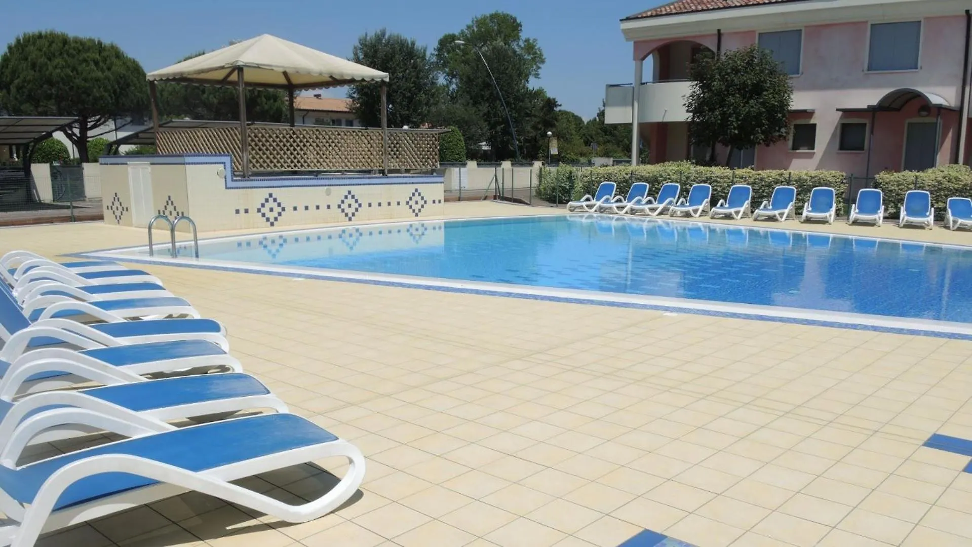 Charming Three Room Apartment Bibione